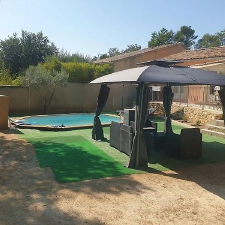 Entre Vignes Et Garrigues A 4Km Du Mas De So Villa Laudun Bagian luar foto