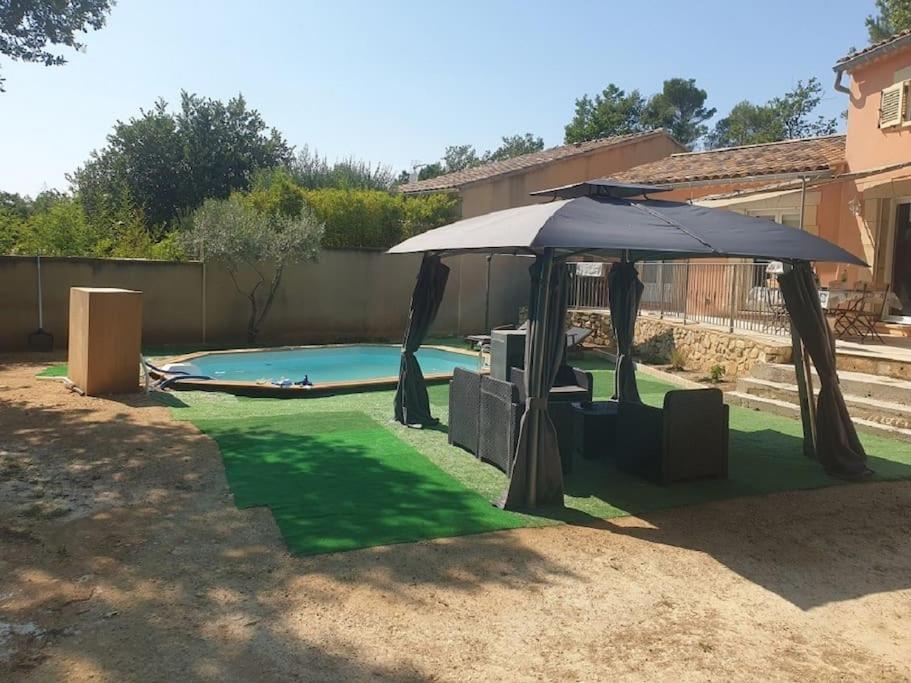 Entre Vignes Et Garrigues A 4Km Du Mas De So Villa Laudun Bagian luar foto
